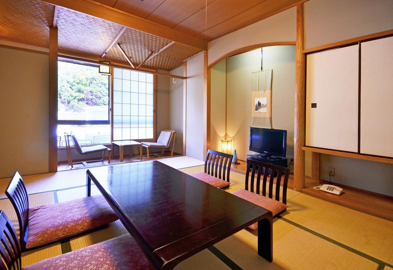 Takeo Century Hotel ภายนอก รูปภาพ
